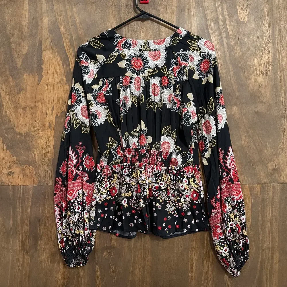 Free People Womens Blouse Black Floral Henley 'Run Free' Long Puff Sleeve Medium
